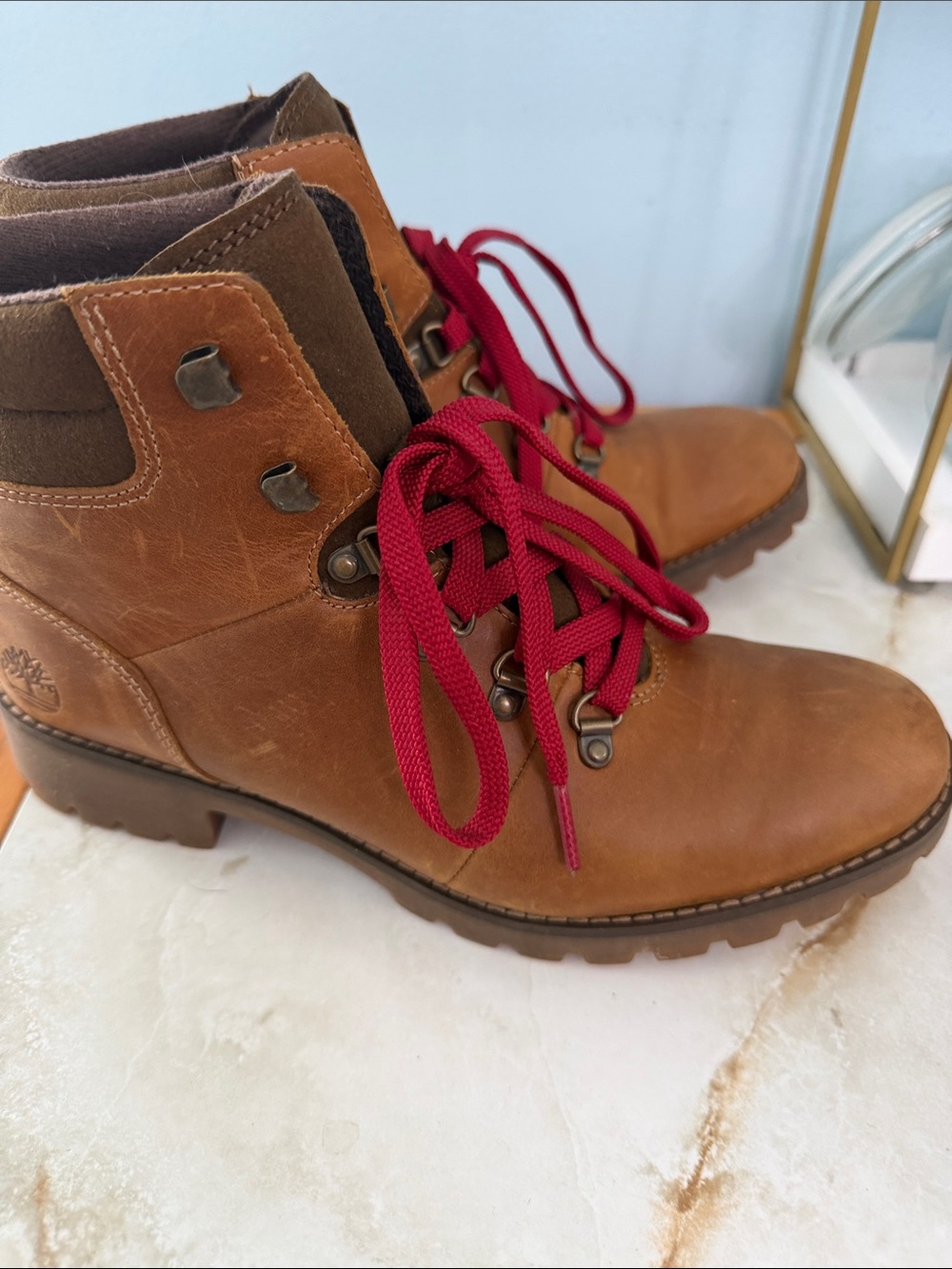 Timberland Tan Leather Boots with Red Laces - Picture 6 of 9